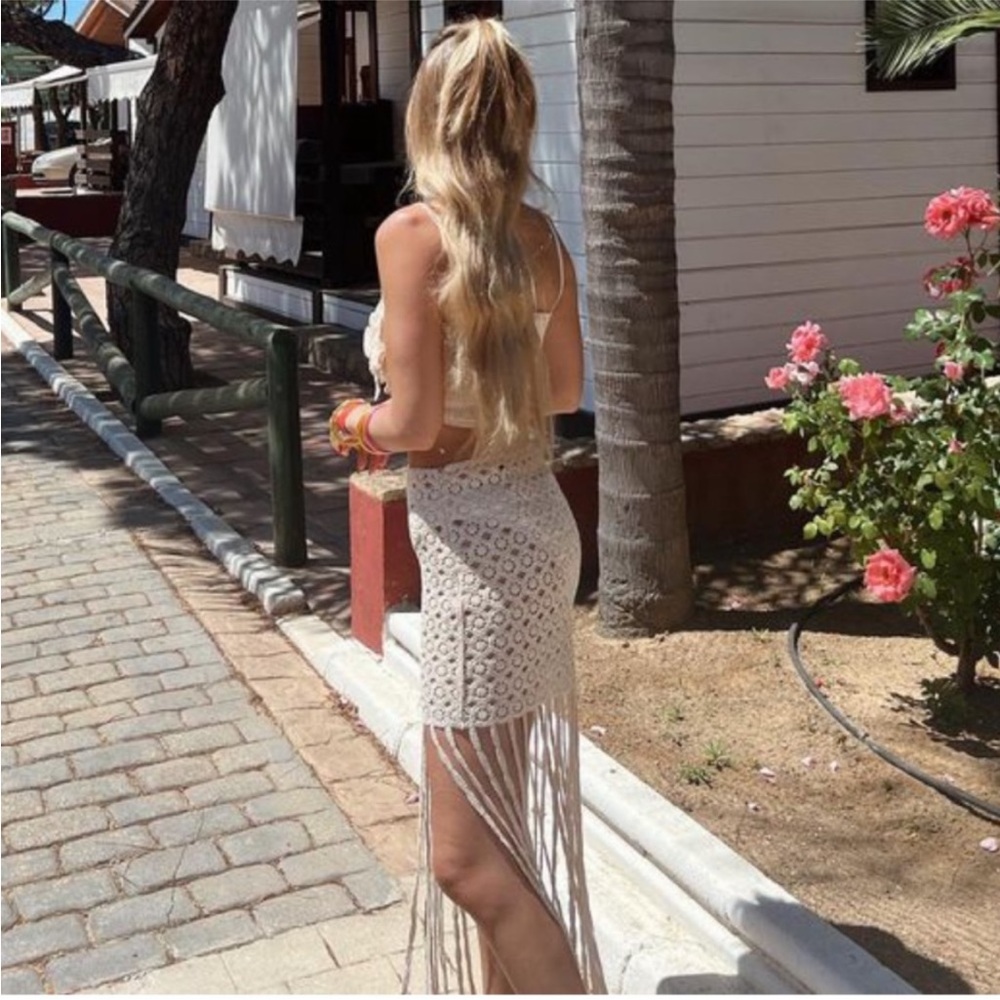 Zara fringed crochet skirt - Picture 3 of 10